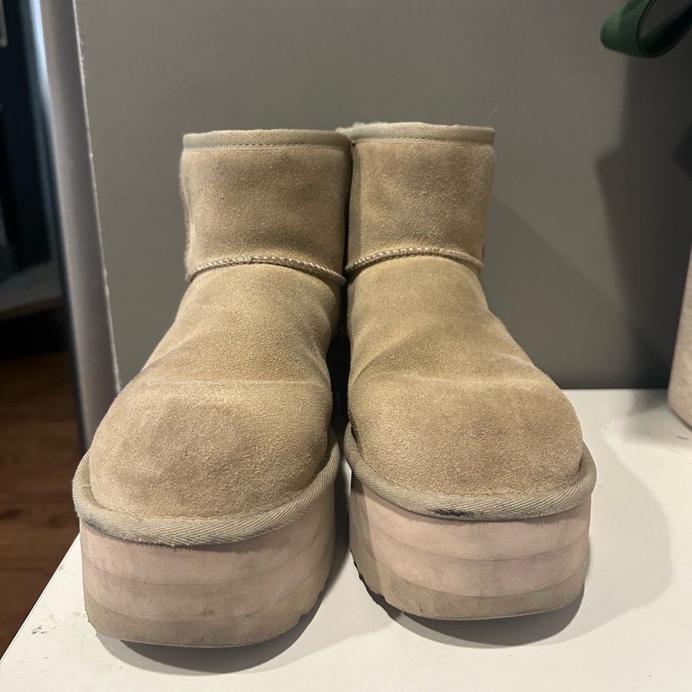 Uggs Mini Platform - image 2